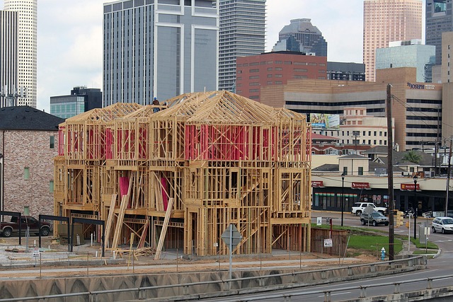 Fire Restoration Contractors: Reviving Houston Homes Post-Fire