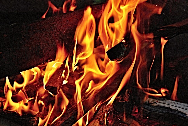 sell-my-fire-damaged-house-chicago-640x480-46191740.jpeg