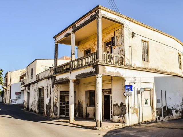sell fire damaged house fast Houston