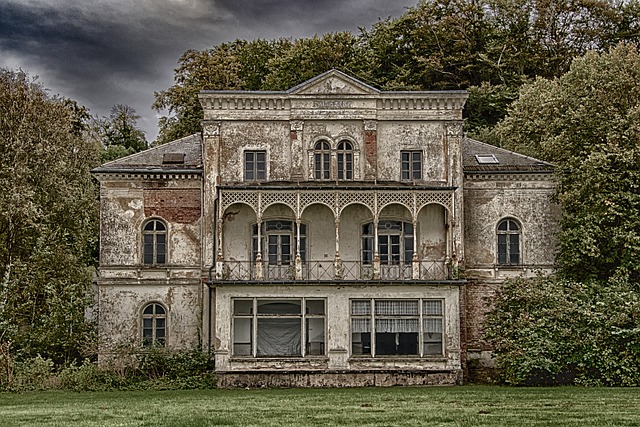 sell fire-damaged house Houston
