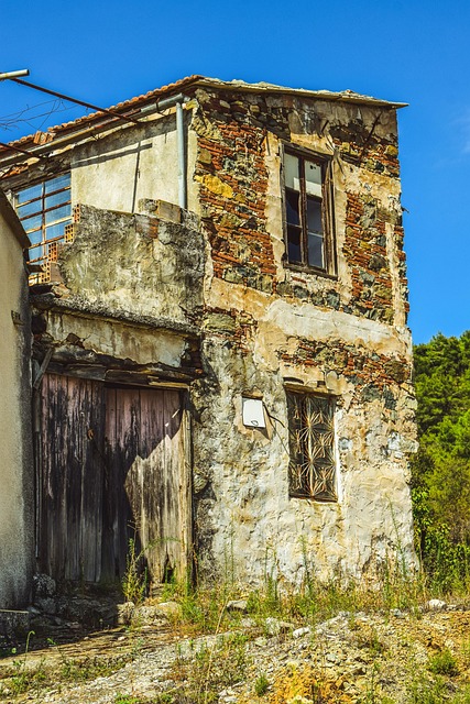 selling a fire damaged house California