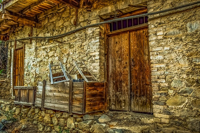 selling a fire damaged house California